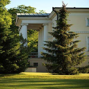 Palace in Lubostroń